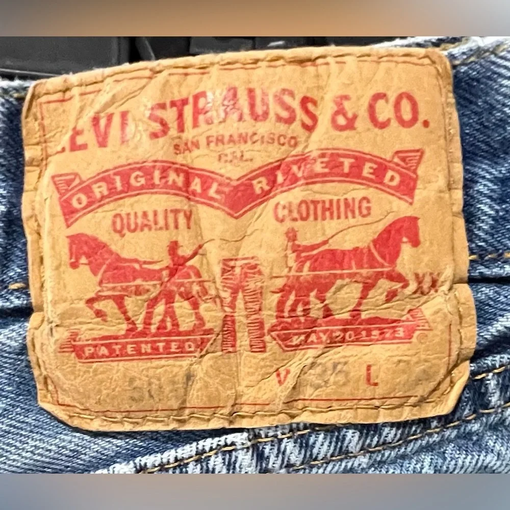 Levis levi straight